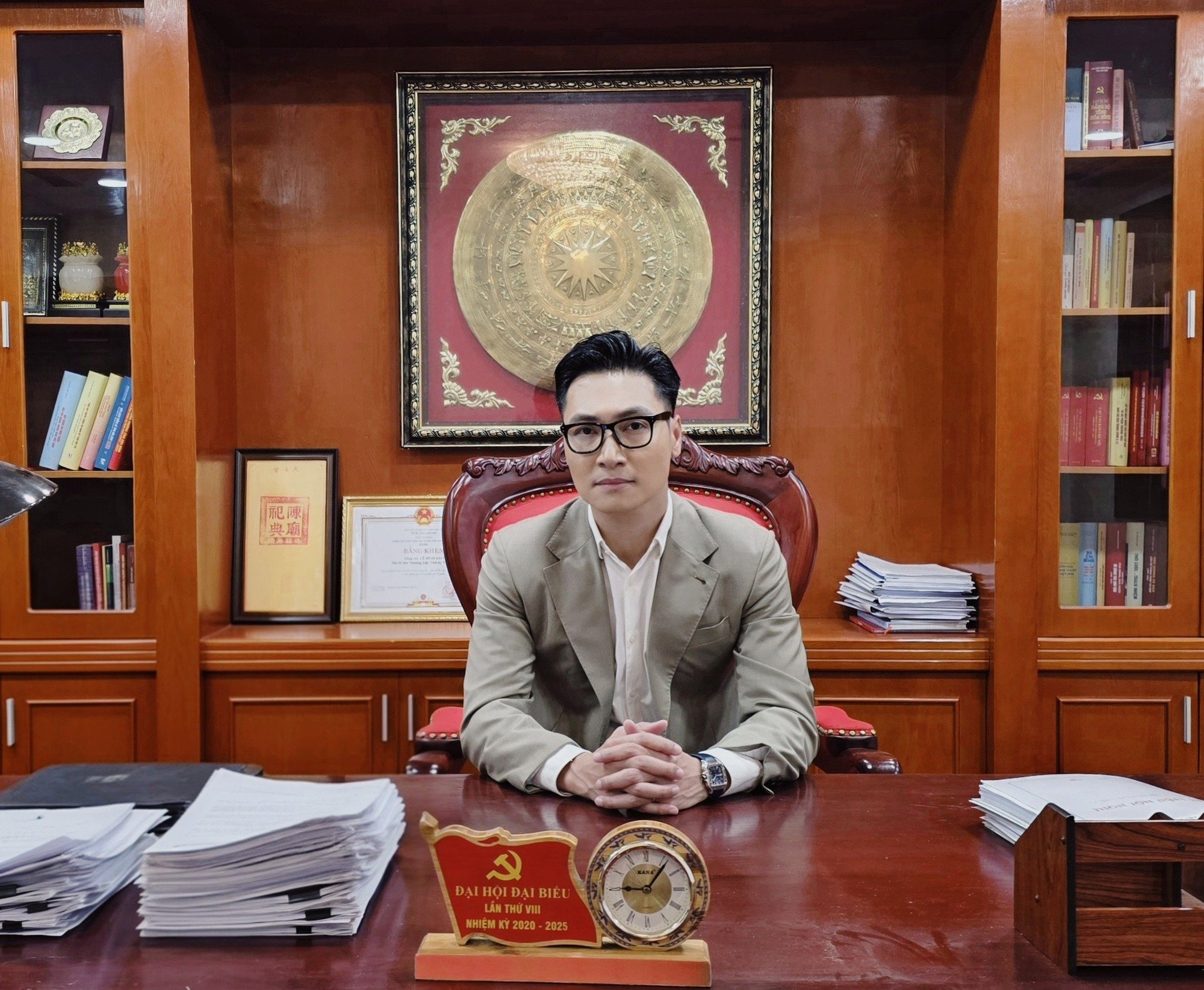 Diễn viên Mạnh Trường hé lộ nhân vật Triển bí ẩn trong phim Lằn ranh - Ảnh 2.