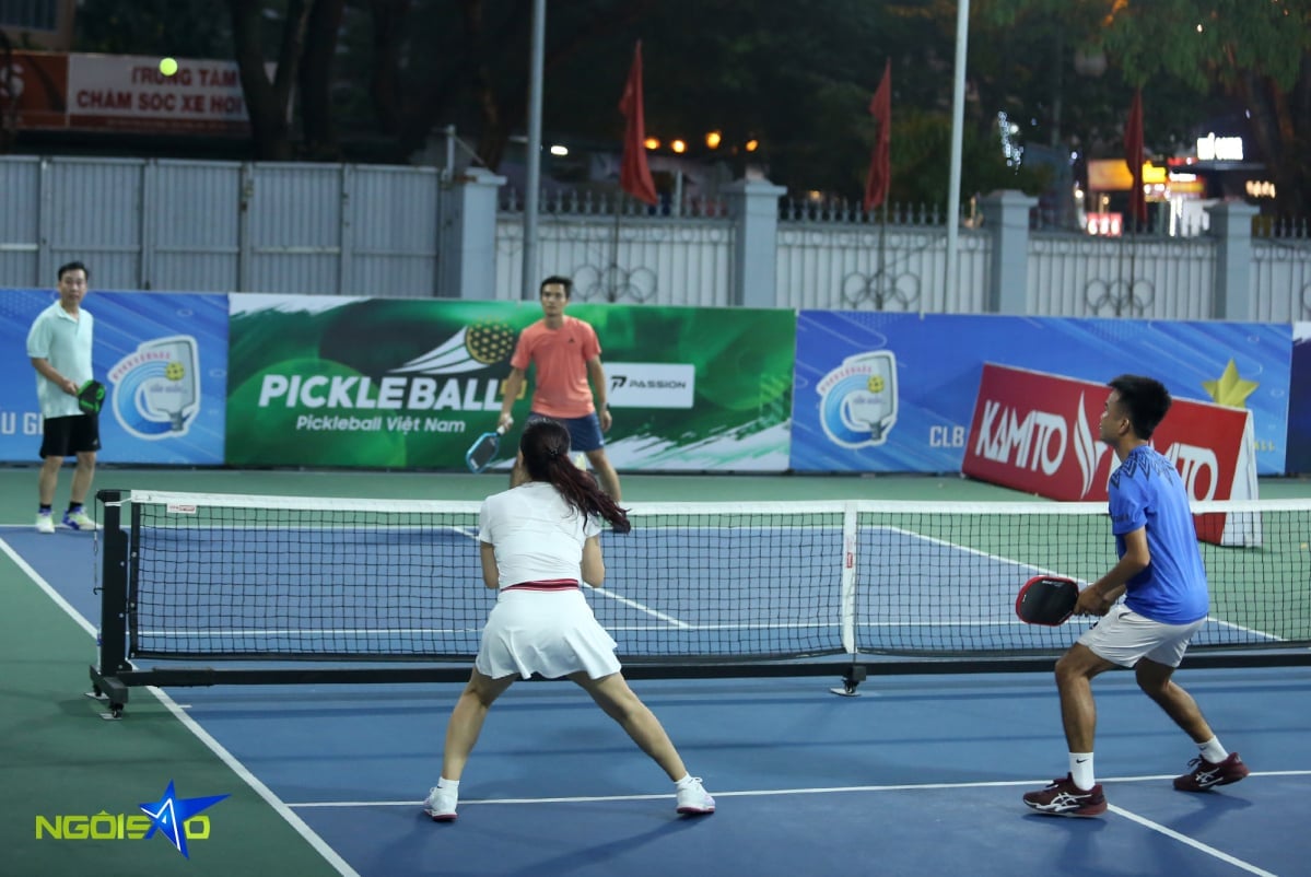 Chơi pickleball cần đầu tư gì, chi phí bao nhiêu?