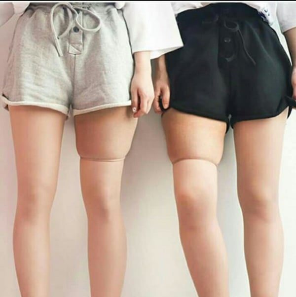 Theo các chuyên gia y tế, hệ lụy sức khỏe của chiếc quần tất thon chân rất lớn. Ảnh: Taobao