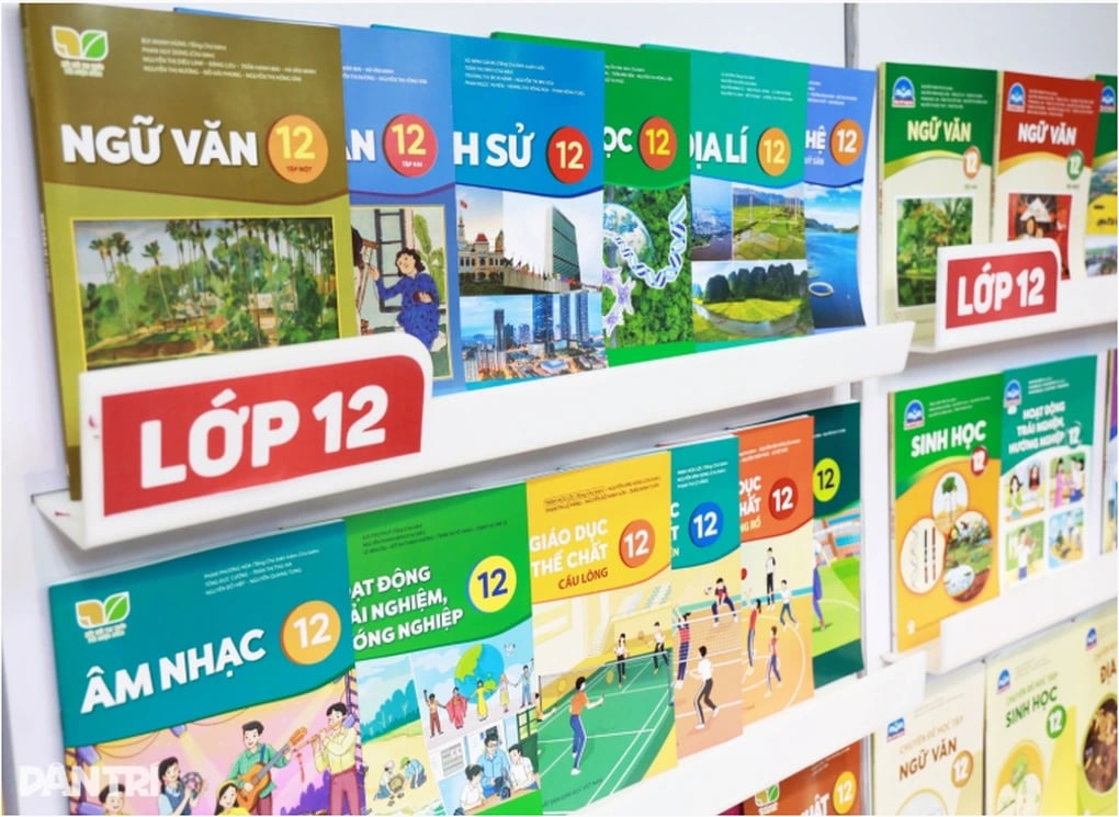 Nóng: Bộ Giáo dục chốt bộ SGK thống nhất toàn quốc - 2