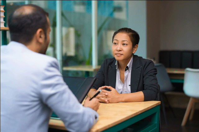 Lua-su-len-tieng-vu-dao-dien-quang-dung-tuyen-tro-ly-khong-luong-bat-buoc-la-phai-tra-luong-2