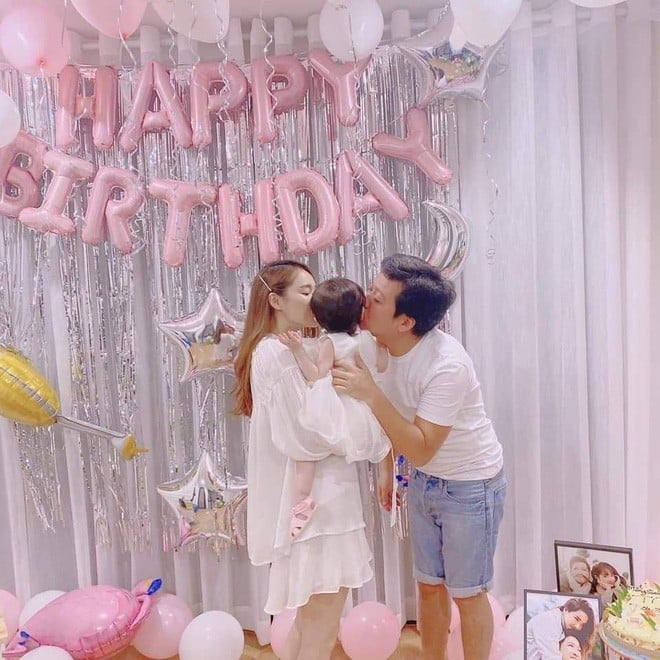 Con gái Nhã Phương hiếm hoi lộ diện trên sóng, được khen ngợi 1 điểm- Ảnh 2.