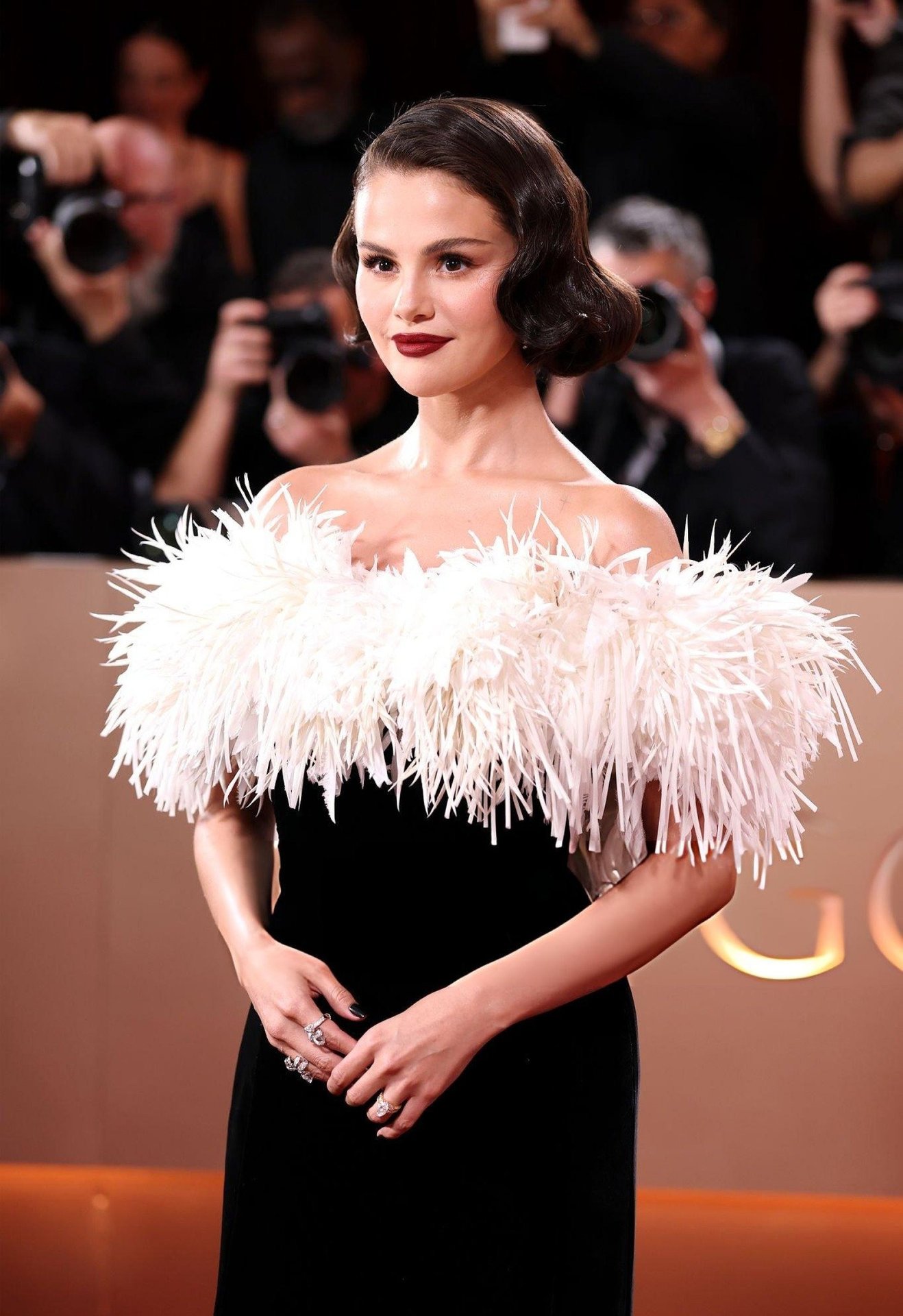 Siêu thảm đỏ Quả Cầu Vàng 2026: Lisa