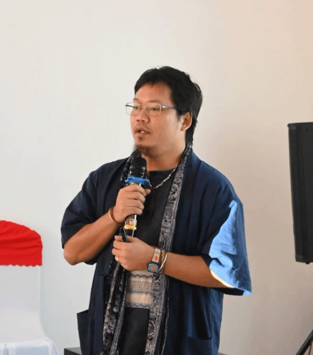 Hoang-hoa-trung-chu-du-an-nuoi-em-dong-loat-bi-ren-ten-tren-cac-page-lon-ro-tin-don-gap-bien-lon-5