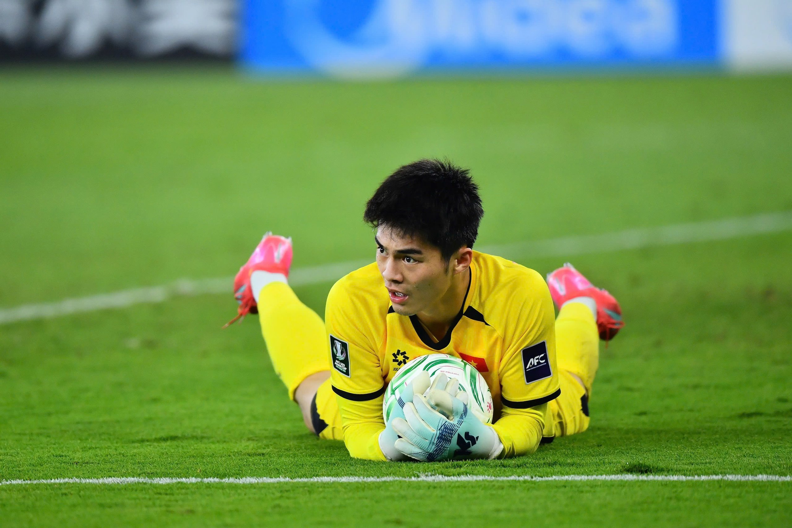 Bầu Đức thưởng 1 tỉ đồng và hứa tặng thêm 2 tỉ cho U23 Việt Nam nếu thắng bán kết - Ảnh 2.