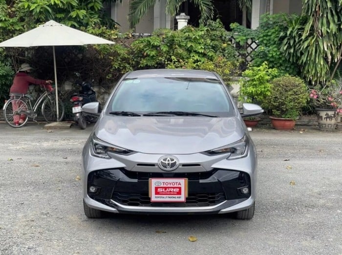 Toyota Vios giảm giá lăn bánh rẻ bậc nhất phân khúc cỡ B giữa tháng 1/2026, ‘hạ gục’ Hyundai Accent ảnh 2