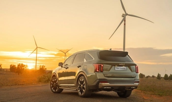 Đe dọa ‘hất cẳng’ Ford Everest và Hyundai Santa Fe, Kia Sorento hạ giá lăn bánh sâu nhờ ưu đãi khủng ảnh 3