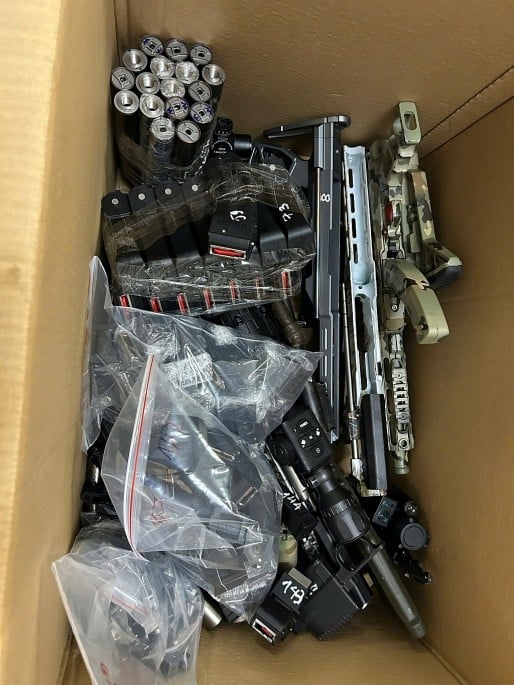 Bóc gỡ đường dây vũ khí quân dụng đặc biệt nguy hiểm, thu giữ 21 khẩu súng