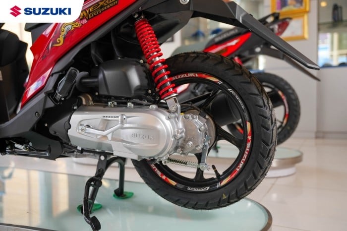 suzuki-nex-crossover-11