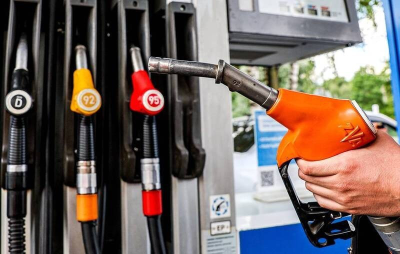 Nga dỡ bỏ lệnh cấm xuất khẩu xăng ôtô, ưu tiên ổn định thị trường trong nước