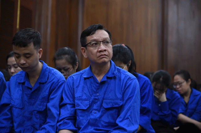 Muc-an-thich-dang-cho-2-cuu-giam-doc-phat-hanh-phieu-ket-qua-thu-nghiem-giai-vu-keo-kera-sua-hiup-3