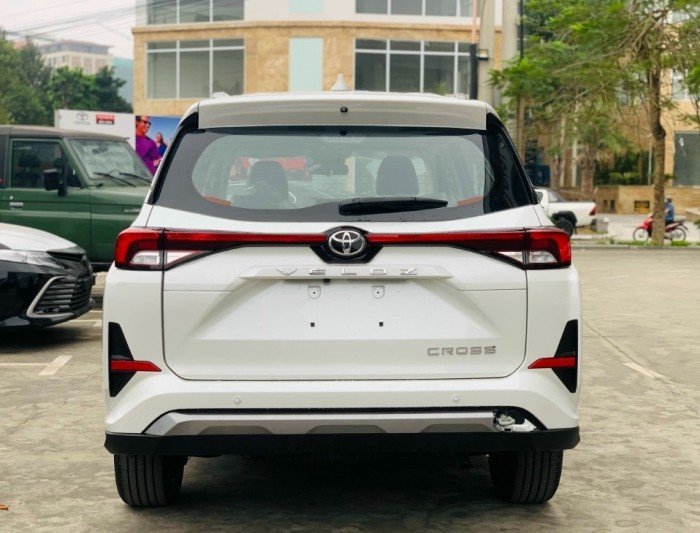 Quyết ‘hạ bệ’ Mitsubishi Xpander, Toyota Veloz Cross giảm giá lăn bánh ‘rẻ như cho’ đầu tháng 2/2026 ảnh 5