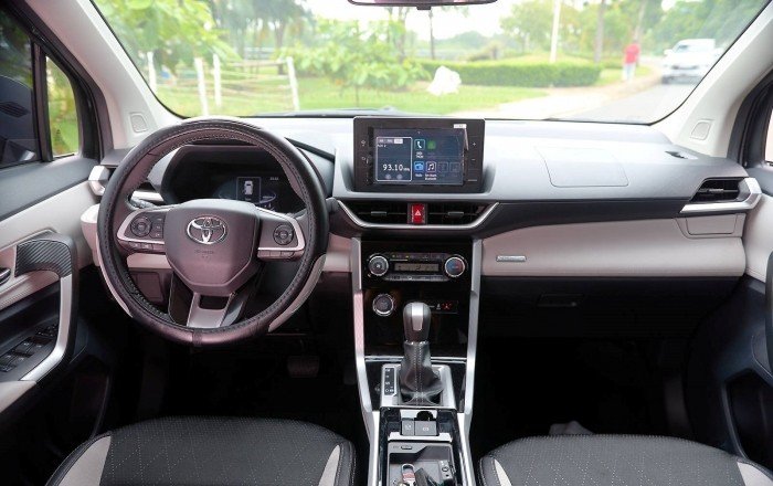 Quyết ‘hạ bệ’ Mitsubishi Xpander, Toyota Veloz Cross giảm giá lăn bánh ‘rẻ như cho’ đầu tháng 2/2026 ảnh 6