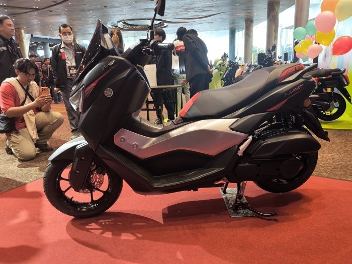 yamaha-nmax-2