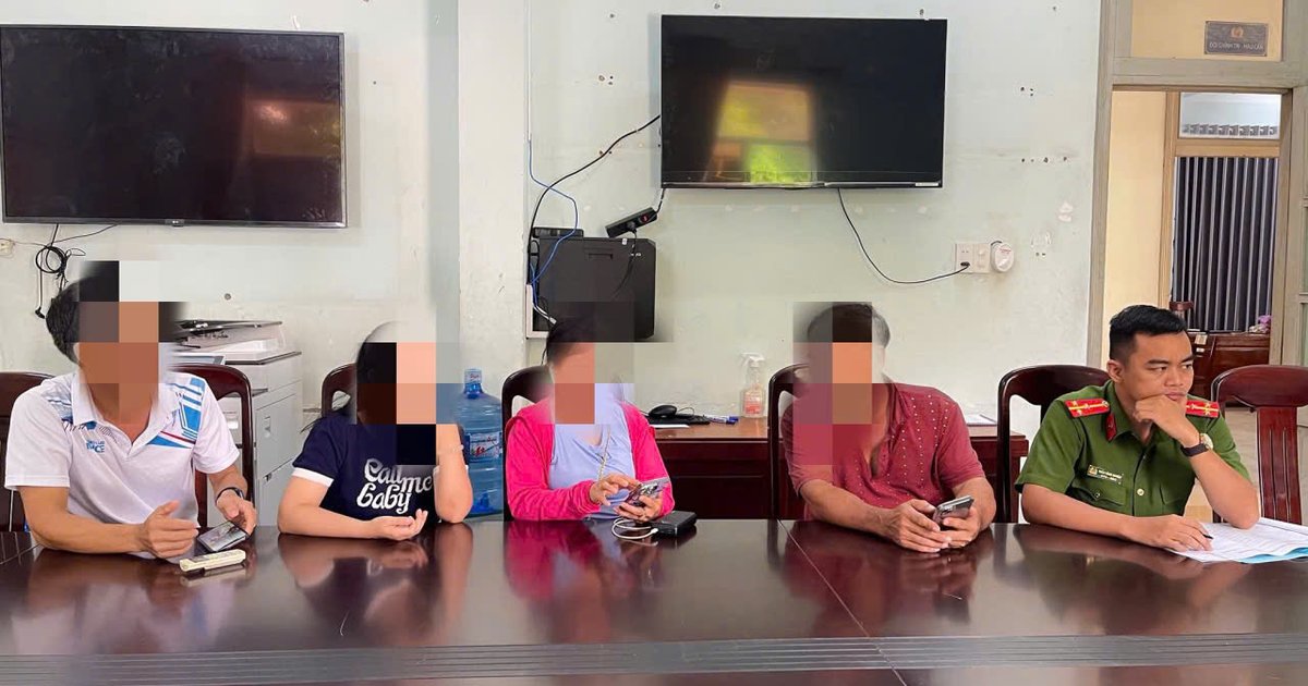 Nữ sinh viên bị bắt cóc online, chụp hình nhạy cảm gửi cho đối tượng ...