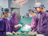 Cô gái 21 tuổi đi khám vì chưa từng có kinh nguyệt, bác sĩ tiết lộ sự thật chấn động