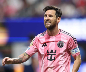 Messi tạo cú sốc chuyển nhượng ở tuổi 38