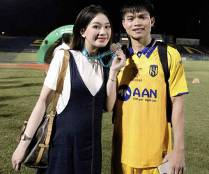 Vợ Hồ Văn Cường lộ rõ vòng 2 lùm lùm, hé lộ mối quan hệ với mẹ chồng