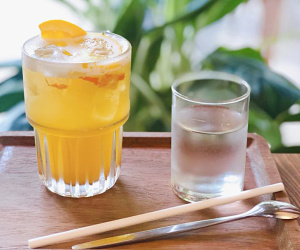 Chuyên gia cảnh báo không nên uống một loại nước phổ biến vào buổi sáng