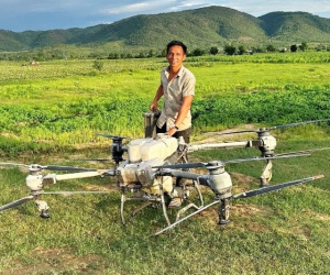 Người đàn ông dùng drone cứu 2 trẻ khỏi dòng nước xiết: 'Tim tôi như rớt ra ngoài'