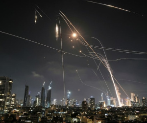 Quá tải trước tên lửa Iran, hệ thống phòng không Israel tự bắn lẫn nhau