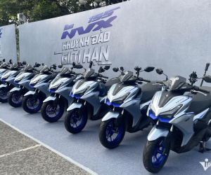 Xe máy mới ùn ùn đổ về đại lý, giá bán còn giảm sâu trong những tháng tới