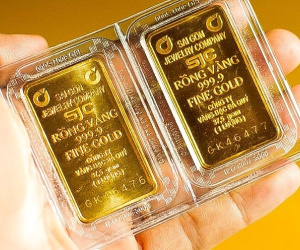 Giá vàng SJC lại lên mốc 121 triệu đồng/lượng