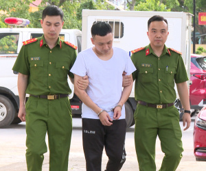 Con nuôi của trùm giang hồ Tuấn "thần đèn" bị bắt