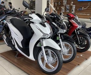 Giá xe SH mới nhất giảm kịch sàn, có bản thấp hơn cả niêm yết, hiện tượng hiếm thấy của xe máy Honda