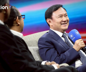 Ông Thaksin "bất ngờ" tái xuất, tham dự họp với các Bộ trưởng kinh tế Thái Lan