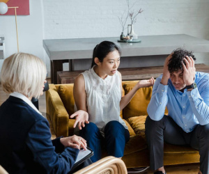 Giúp mẹ chồng che giấu bí mật, 3 năm sau, nàng dâu trả giá đắt