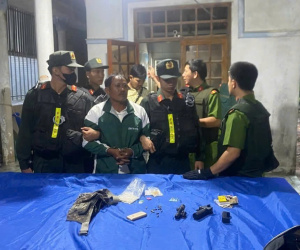Bắt đối tượng dùng súng tự chế bắn công an bị thương sau khi hành hung vợ con
