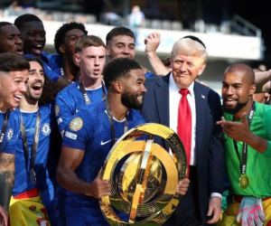 Ông Trump nói có thể ký sắc lệnh đổi tên bóng đá ở Mỹ thành "football" thay vì "soccer"