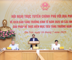 Thủ tướng: Phấn đấu tăng trưởng GDP năm 2025 từ 8,3 - 8,5%