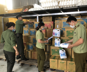 Loạt sản phẩm tẩy rửa nổi tiếng D-nee, Hygiene, Tauau bị làm giả, buộc tiêu hủy toàn bộ