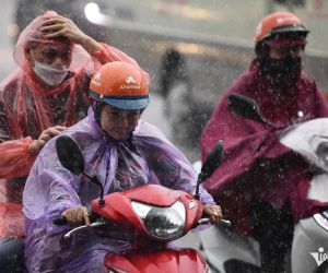 Dự báo thời tiết 18/7/2025: Miền Bắc nắng nóng hầm hập, sắp mưa lớn dữ dội
