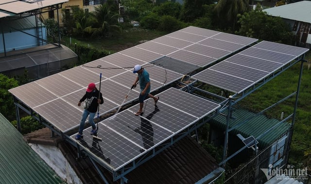 Người dân tự ý lắp đặt điện mặt trời mái nhà không thông báo, EVN đề xuất phải xử phạt