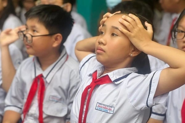 Đọc nhanh tin nổi bật 1024204