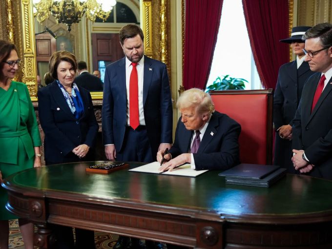 Tổng thống Donald Trump và chính sách đối ngoại: Luật chơi và… chơi luật